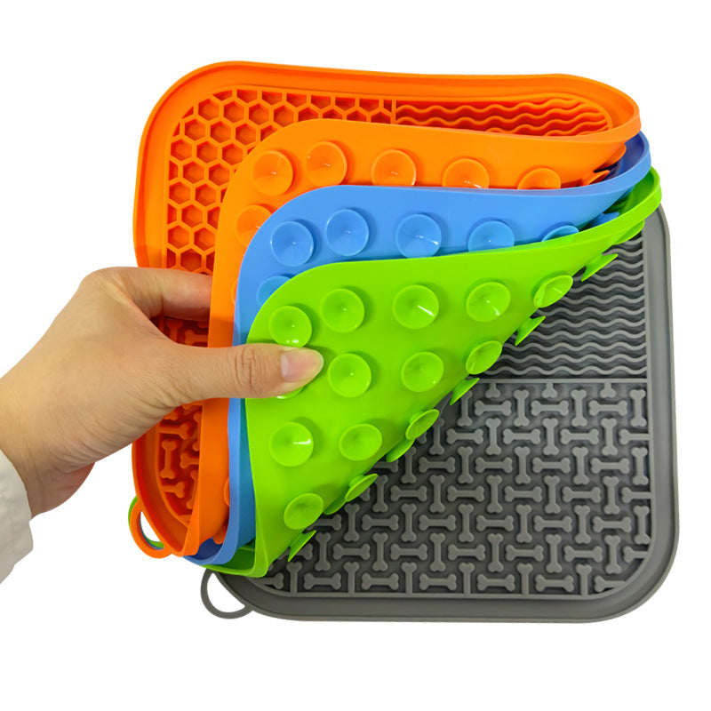 Tapis de léchage en silicone pour chien – Anti-glouton & occupation