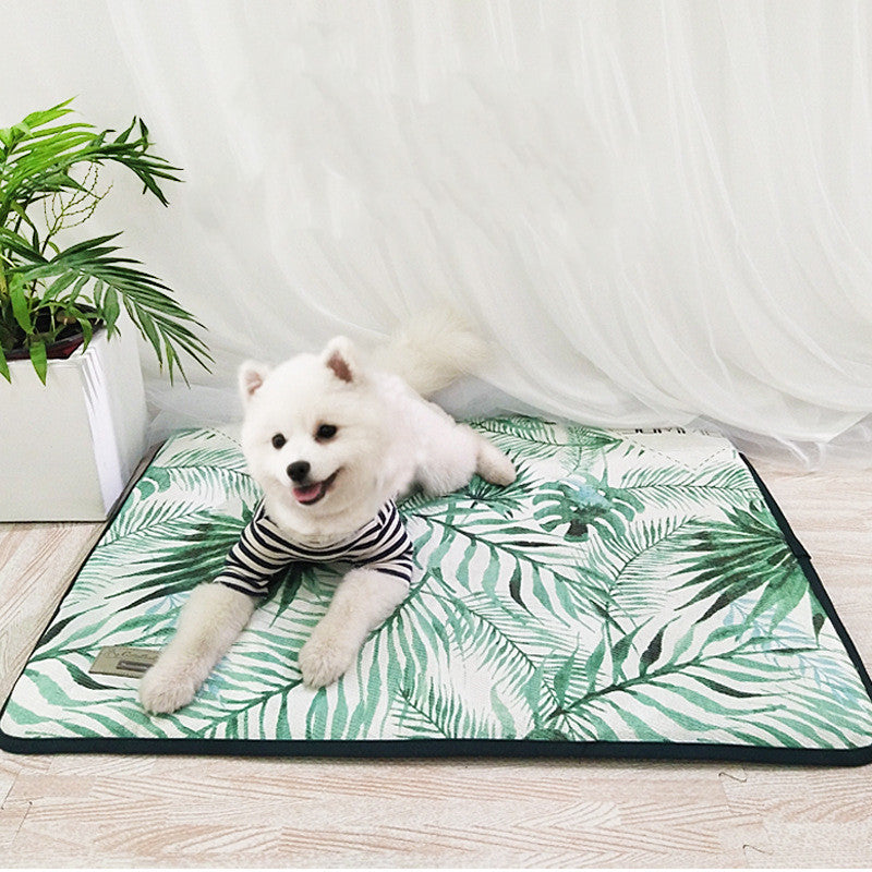 Tapis rafraîchissant en soie glacée pour chien et chat